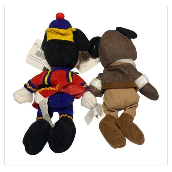 Disney Store Plush Bean Bag Nutcracker Mickey, Pilot Mickey Mouse - Picture 5 of 7